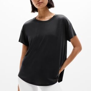 Athleta Gray Short Sleeve Tee